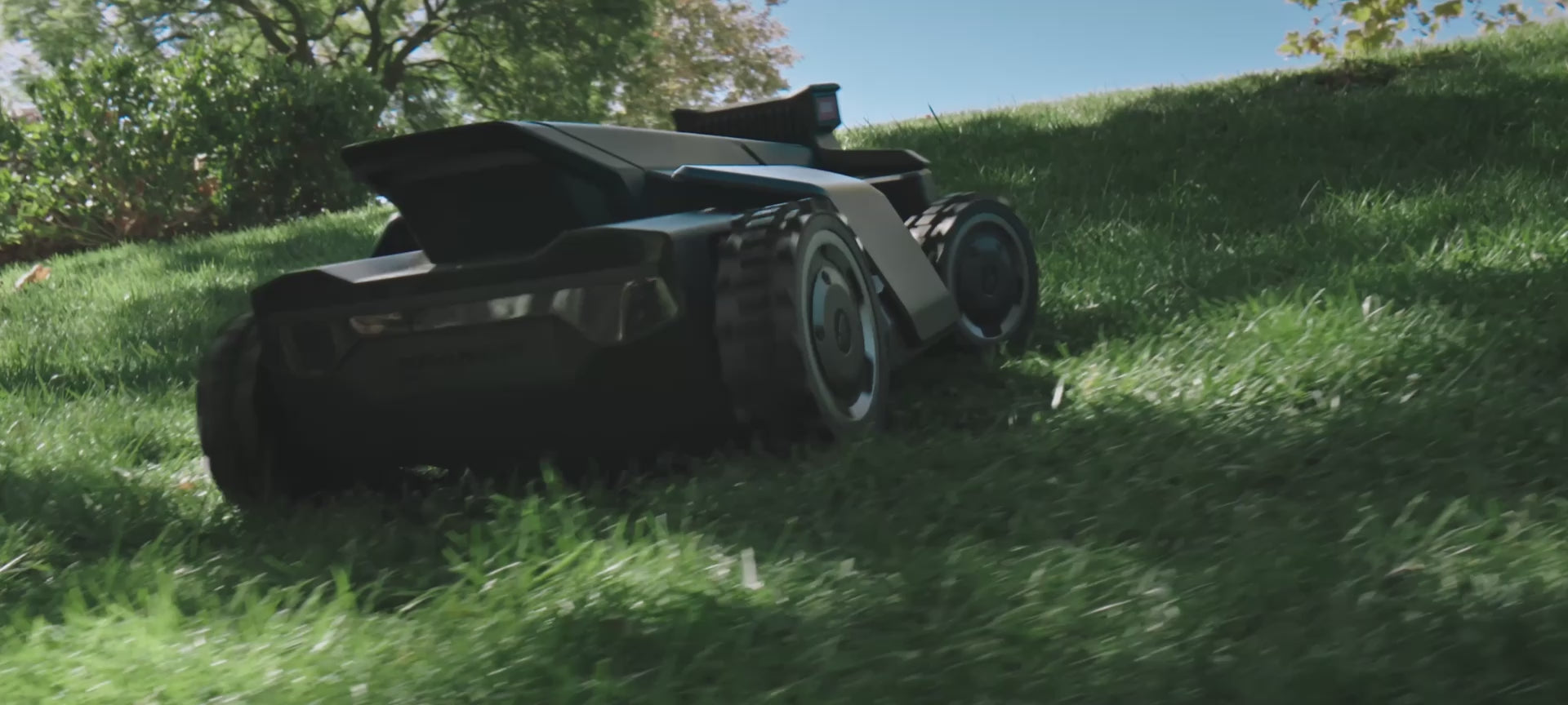 Laad video: AWD-robotmaaiers voor steile hellingen.